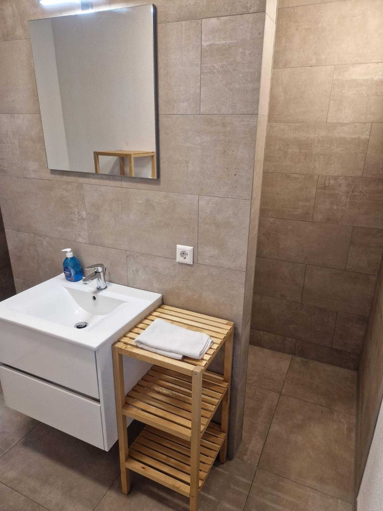 Отель New Age Boardinghaus P5 Хейльбронн Экстерьер фото